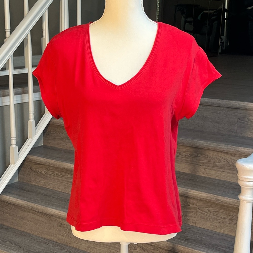 Chico's Bold Red Short Sleeve V-Neck Tee